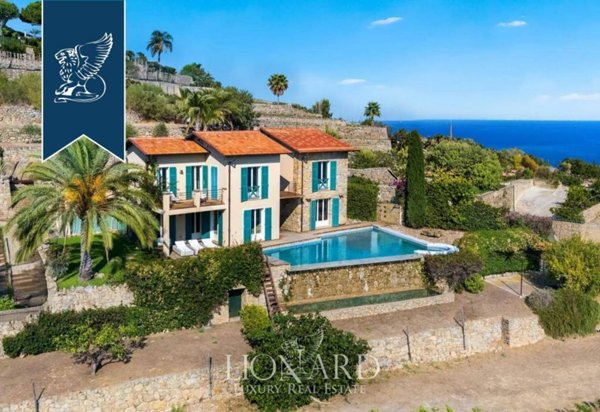 casa indipendente in vendita a Bordighera