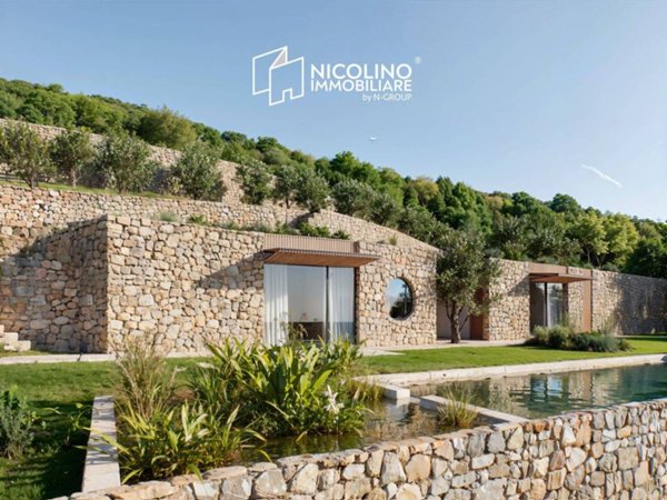casa indipendente in vendita a Bordighera