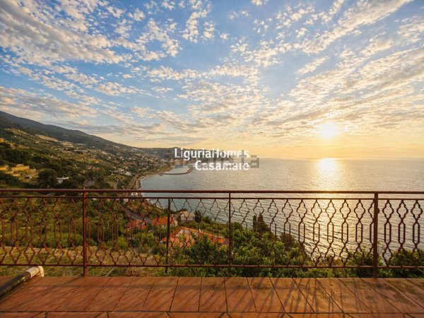 appartamento in vendita a Bordighera