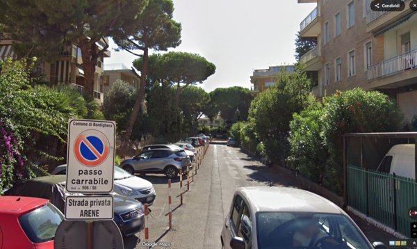 box auto in vendita a Bordighera