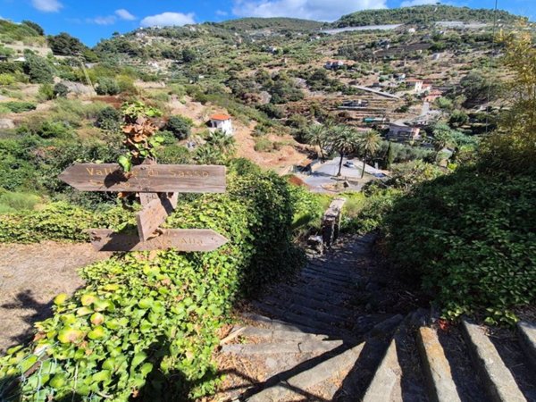 terreno in vendita a Bordighera