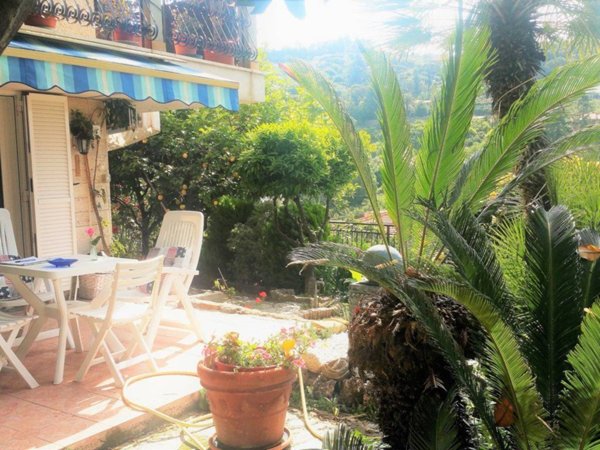 appartamento in vendita a Bordighera in zona Borghetto San Nicolò