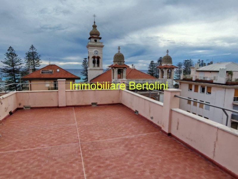 appartamento in vendita a Bordighera