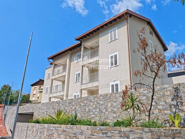 appartamento in vendita a Bordighera in zona Borghetto San Nicolò