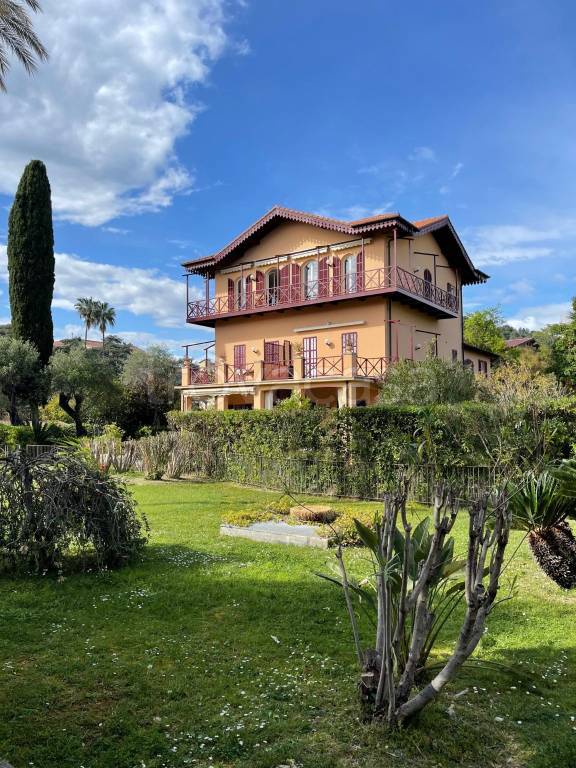appartamento in vendita a Bordighera