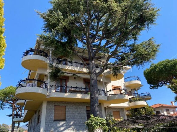 appartamento in vendita a Bordighera