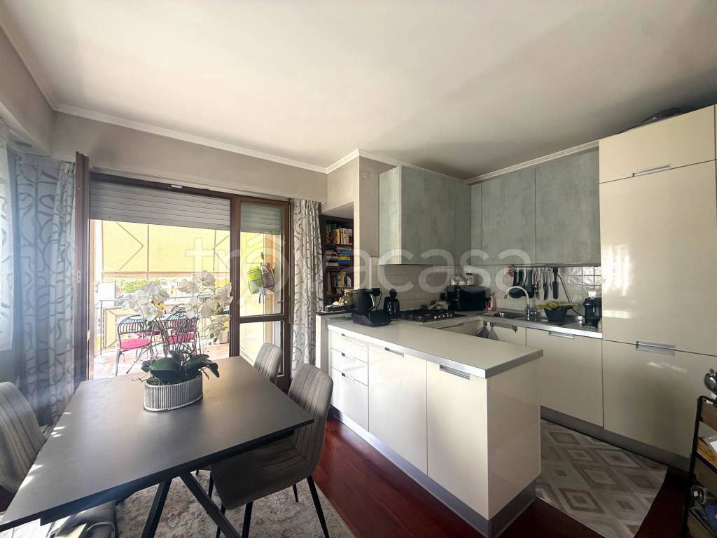 appartamento in vendita a Bordighera in zona Borghetto San Nicolò