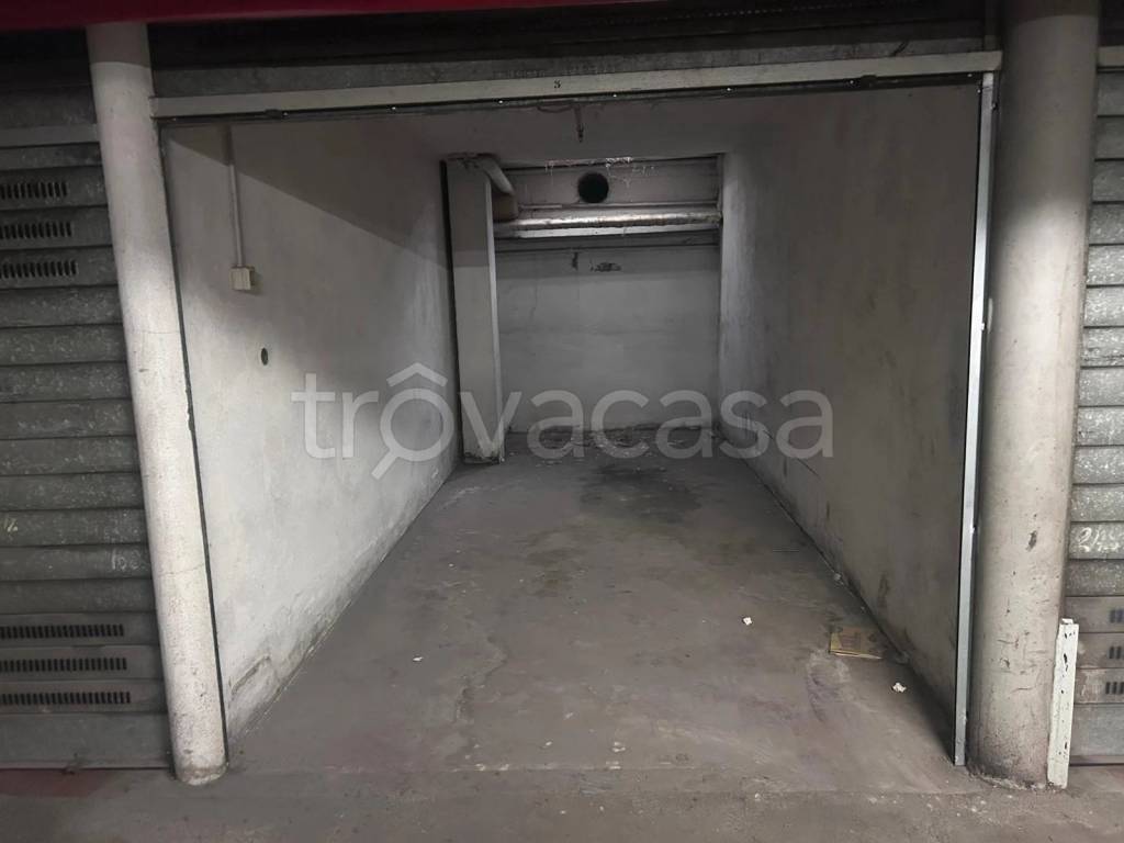 box auto in vendita a Bordighera