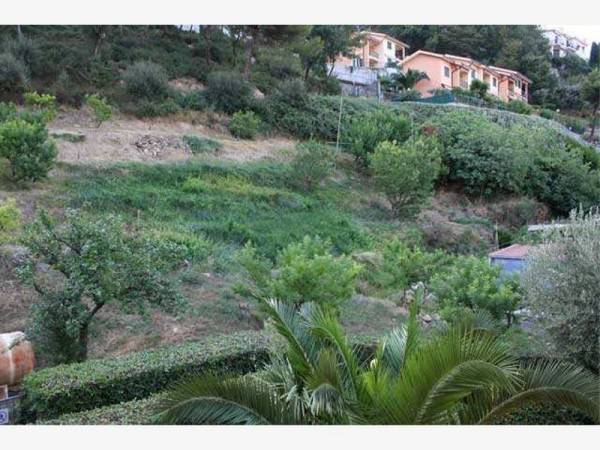terreno in vendita a Bordighera