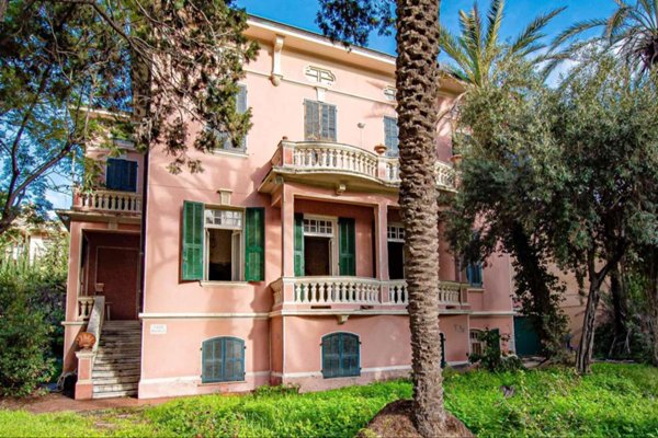 casa indipendente in vendita a Bordighera