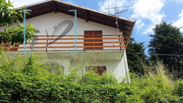 casa indipendente in vendita a Borghetto d'Arroscia