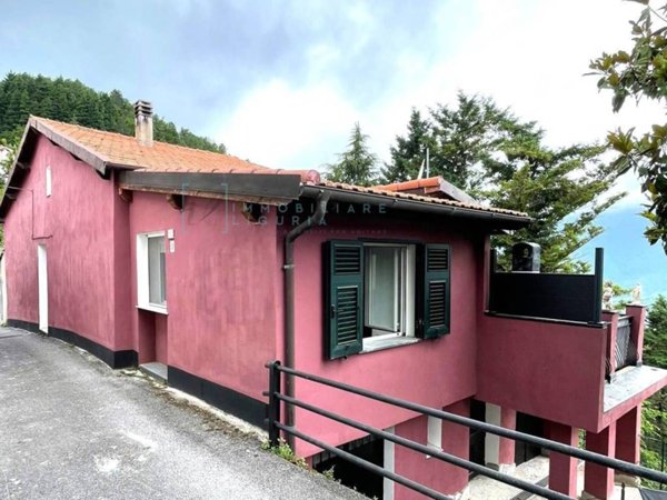 appartamento in vendita a Borghetto d'Arroscia in zona Ubaga