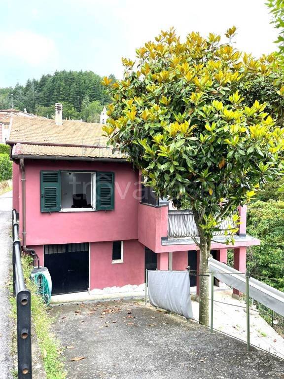 appartamento in vendita a Borghetto d'Arroscia in zona Ubaga