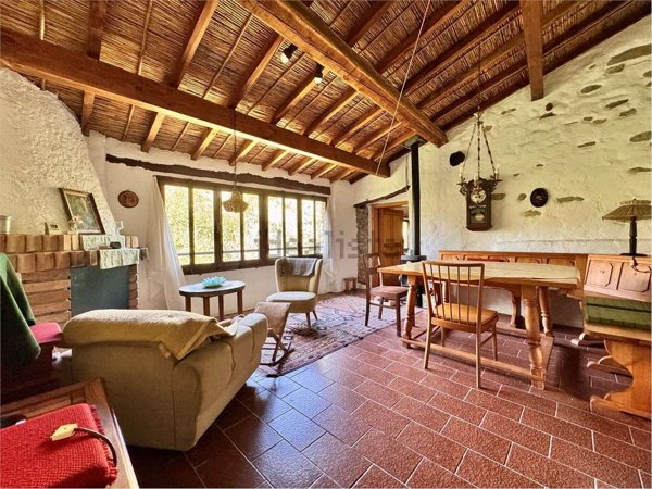 casa indipendente in vendita a Borghetto d'Arroscia