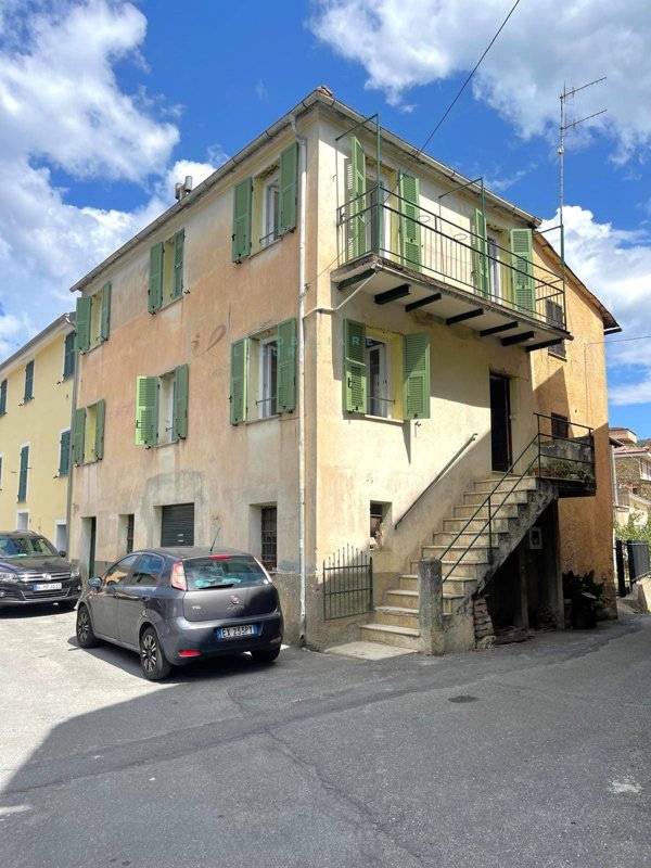 casale in vendita a Borghetto d'Arroscia in zona Leverone