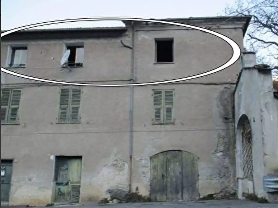 pentavano in vendita a Borghetto d'Arroscia