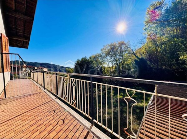 casa indipendente in vendita a Borghetto d'Arroscia in zona Leverone