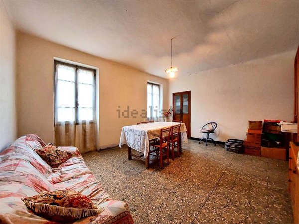 casa indipendente in vendita a Borghetto d'Arroscia in zona Leverone