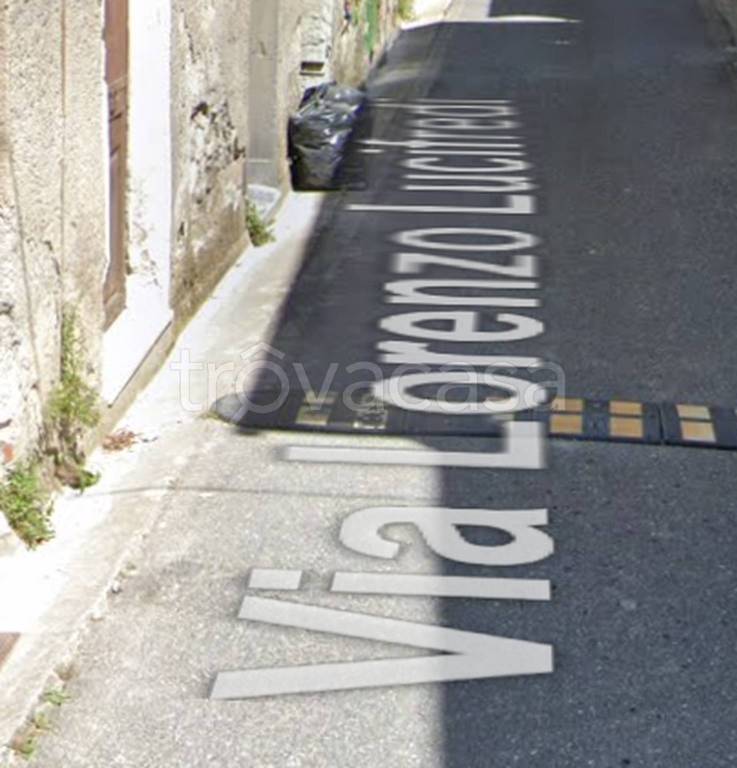 locale commerciale in vendita a Borghetto d'Arroscia