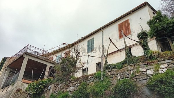 casa indipendente in vendita a Borghetto d'Arroscia in zona Gavenola