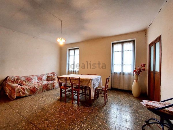casa indipendente in vendita a Borghetto d'Arroscia in zona Ubaga