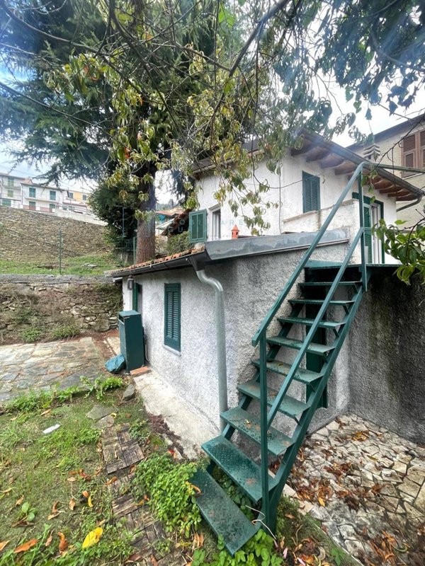 casale in vendita a Borghetto d'Arroscia in zona Ubaga