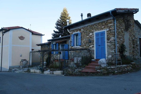 casa indipendente in vendita a Borgomaro in zona Ville San Pietro