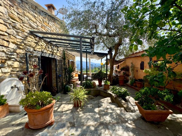 appartamento in vendita a Borgomaro in zona Ville San Pietro