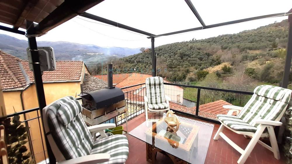 appartamento in vendita a Borgomaro in zona Candeasco