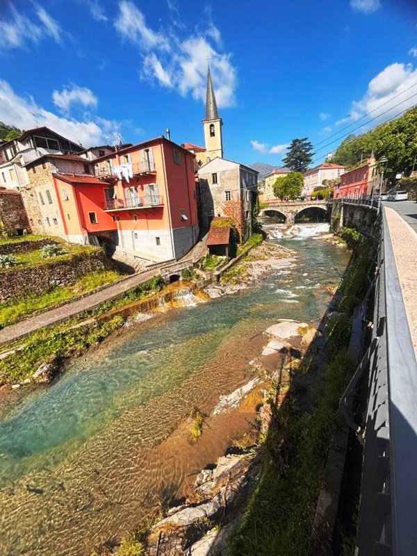appartamento in vendita a Borgomaro