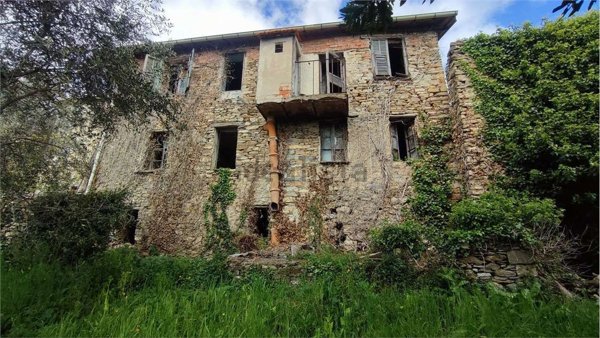casa indipendente in vendita a Borgomaro in zona Ville San Sebastiano