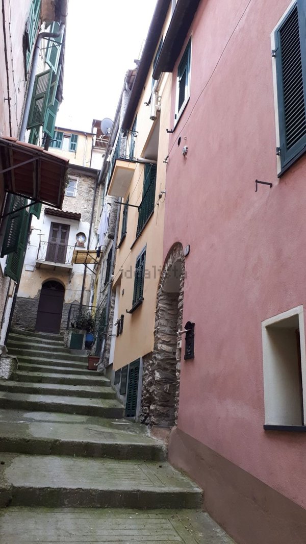 quadrivano in vendita a Borgomaro