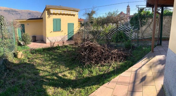 casa indipendente in vendita a Borgomaro in zona Ville San Pietro