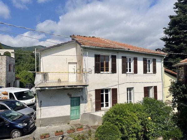 casa indipendente in vendita a Borgomaro in zona Ville San Pietro