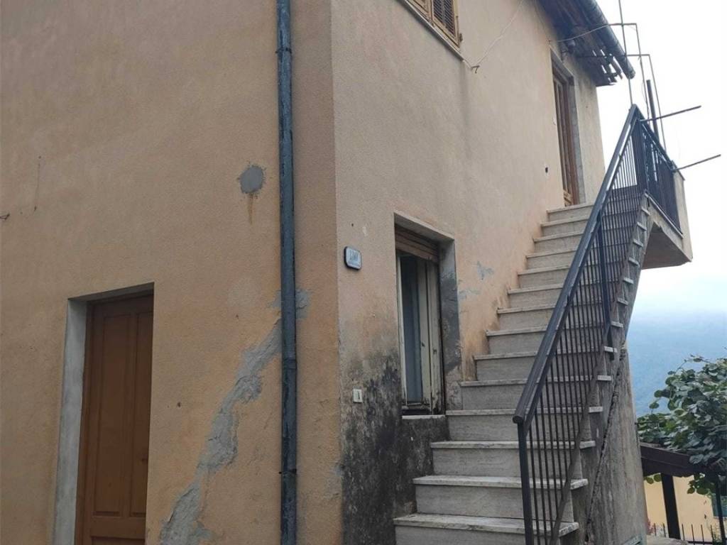 appartamento in vendita a Borgomaro in zona Ville San Pietro