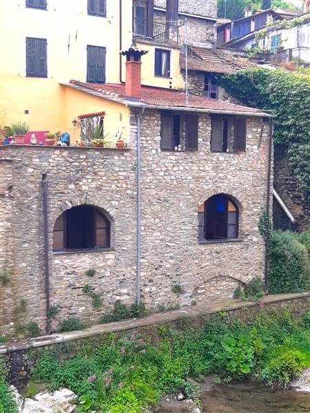 casa indipendente in vendita a Borgomaro