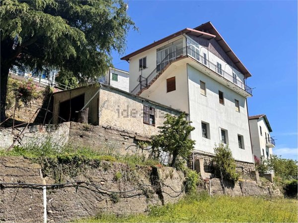 casa indipendente in vendita a Borgomaro in zona Conio