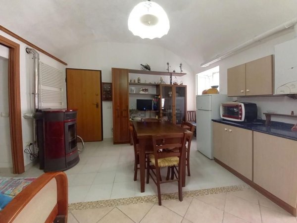 appartamento in vendita a Borgomaro