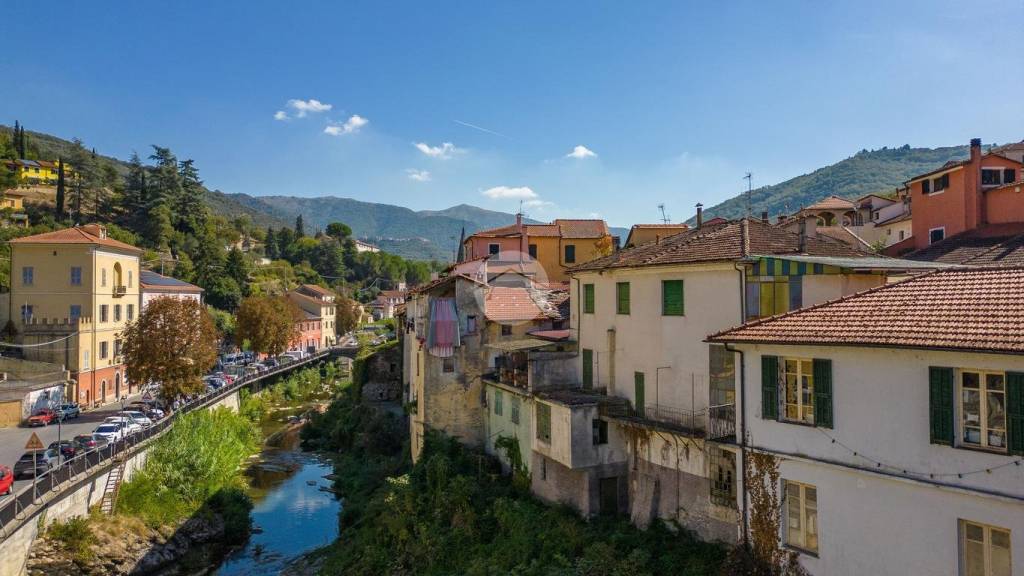 appartamento in vendita a Borgomaro