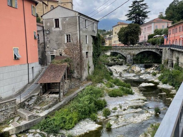 appartamento in vendita a Borgomaro