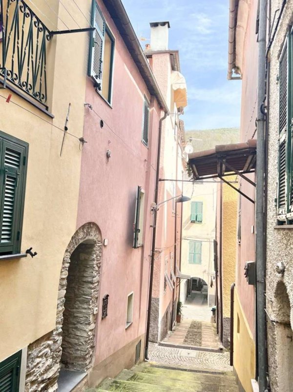 appartamento in vendita a Borgomaro