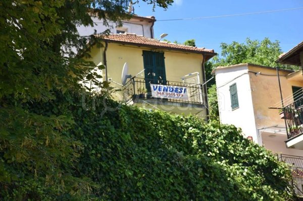 casa indipendente in vendita a Borgomaro in zona Conio