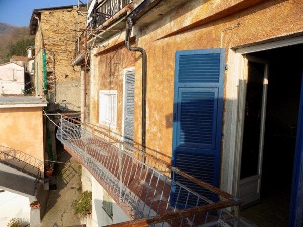 casa indipendente in vendita a Borgomaro in zona Conio