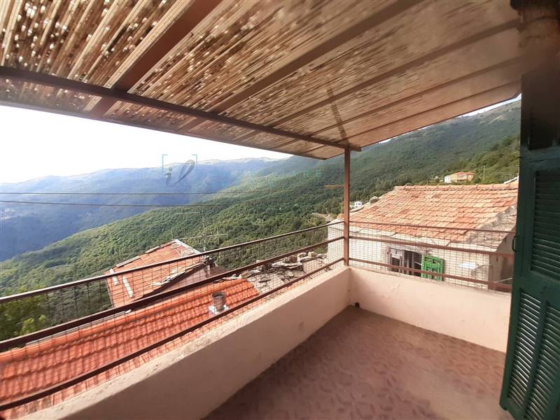 casa indipendente in vendita a Borgomaro in zona Conio