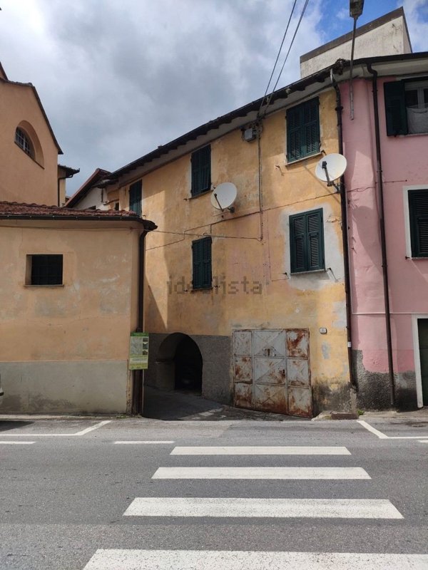 appartamento in vendita a Borgomaro in zona San Lazzaro Reale