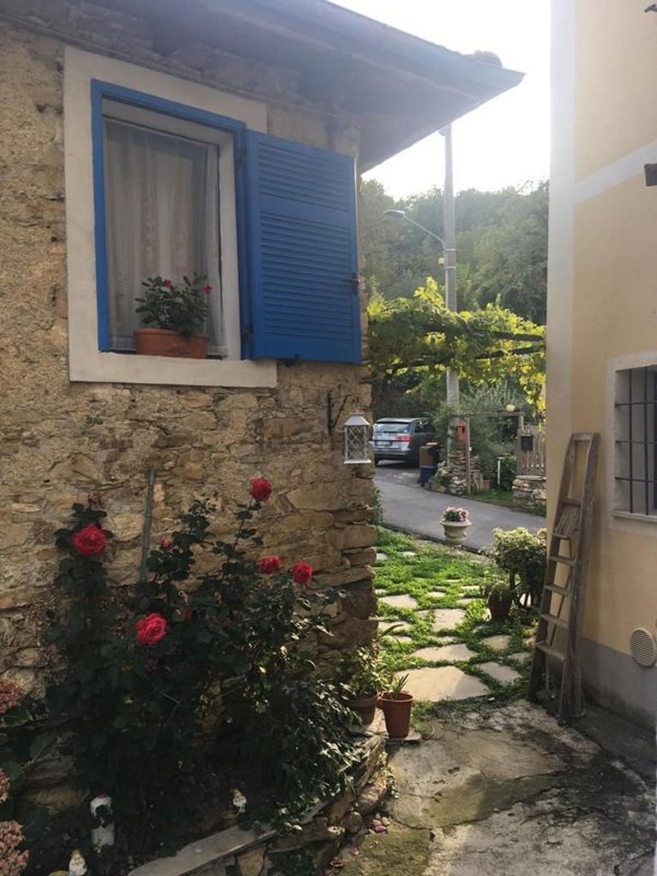 casa indipendente in vendita a Borgomaro in zona Ville San Pietro