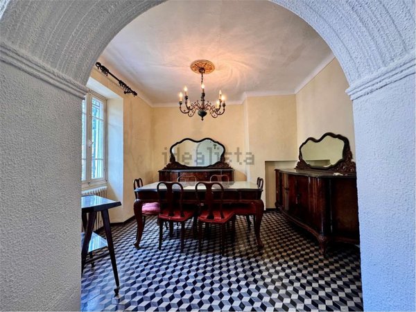 casa semindipendente in vendita a Borgomaro