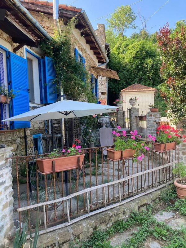 casa indipendente in vendita a Borgomaro in zona Ville San Pietro