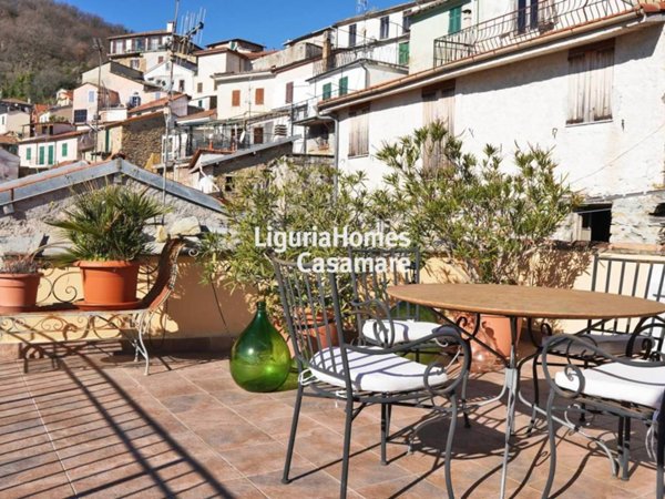 casa indipendente in vendita a Borgomaro in zona Conio