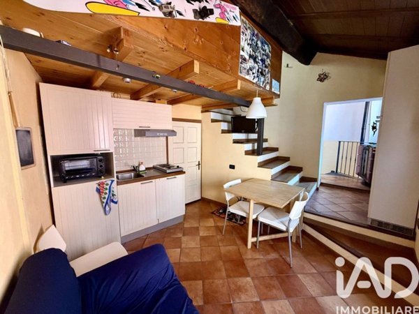 appartamento in vendita a Borgomaro in zona Candeasco